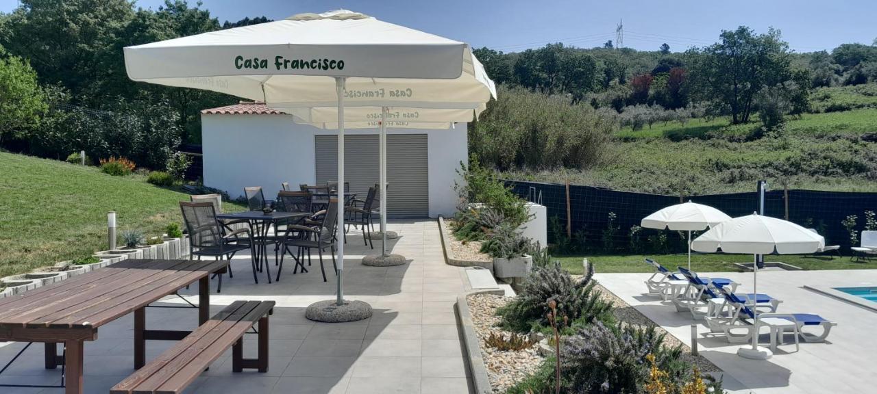 Casa Francisco Guest House Batalha Eksteriør bilde